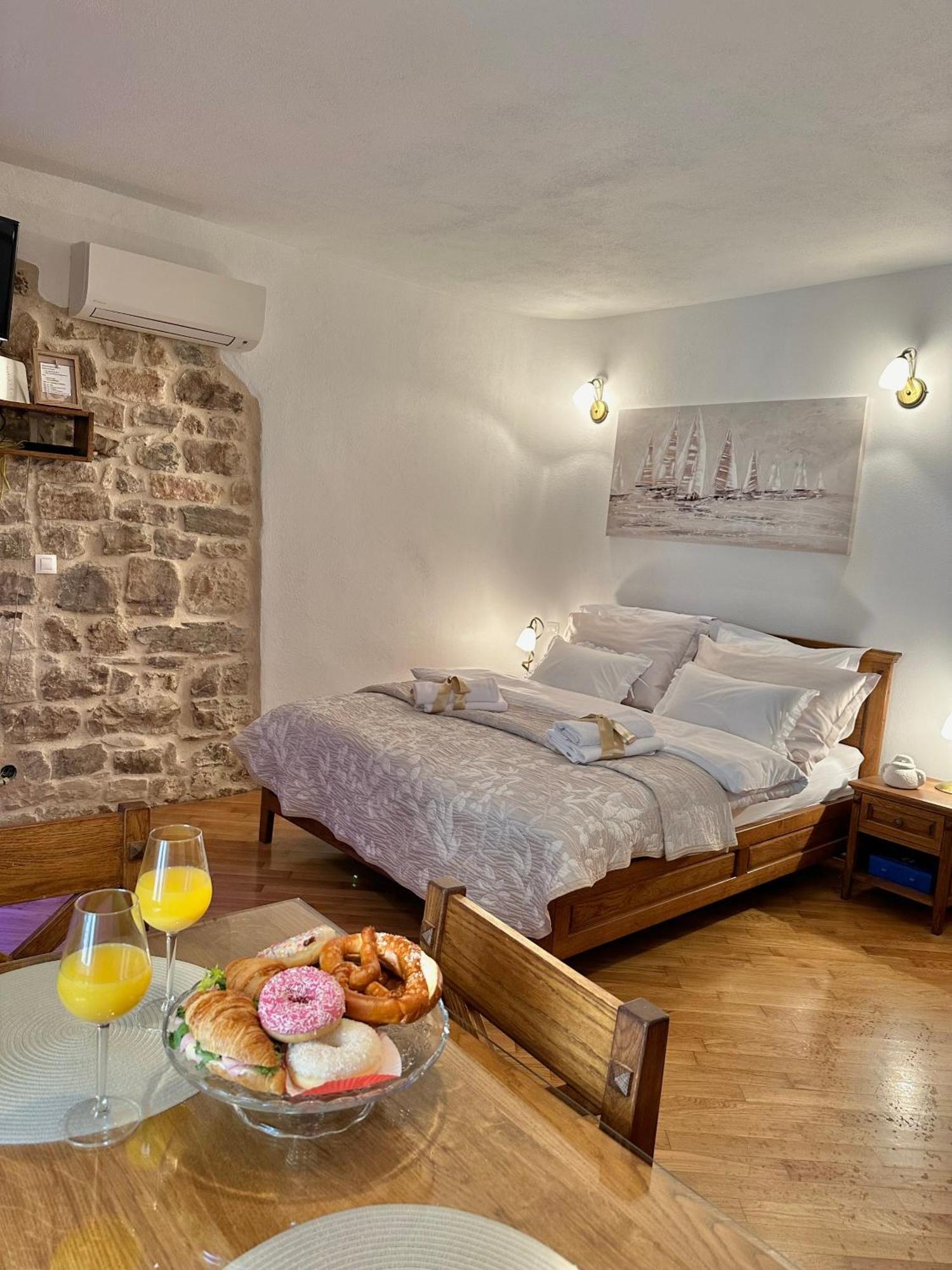 Diocletian Wine Studio Apartment II Сплит Екстериор снимка