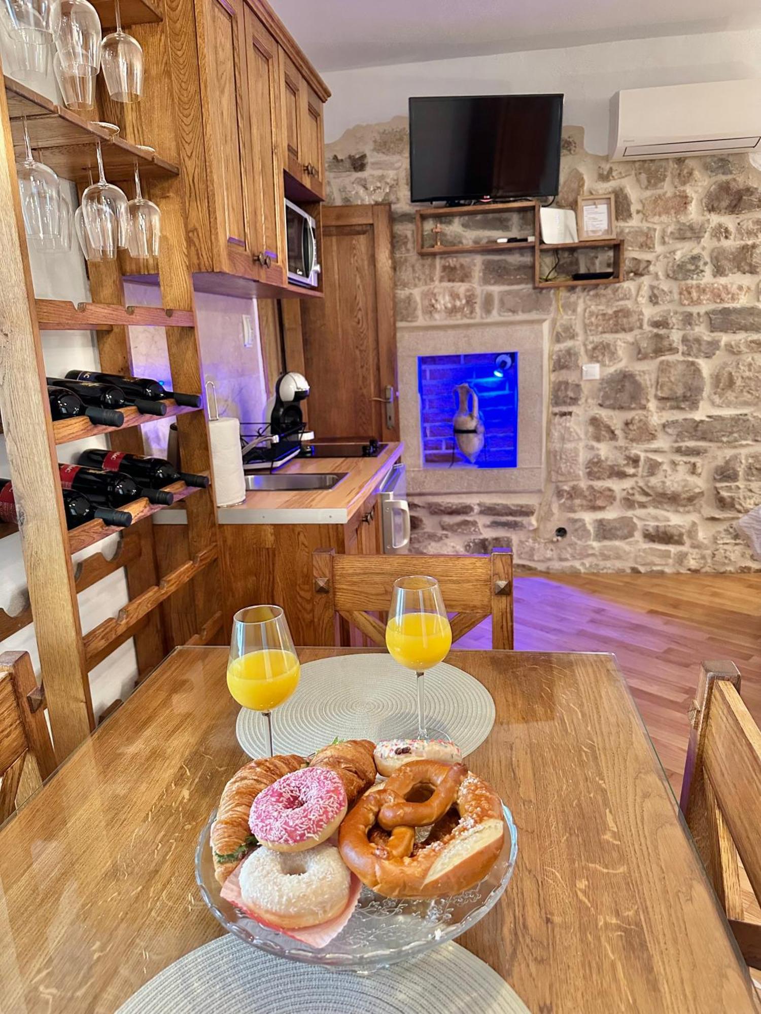 Diocletian Wine Studio Apartment II Сплит Екстериор снимка